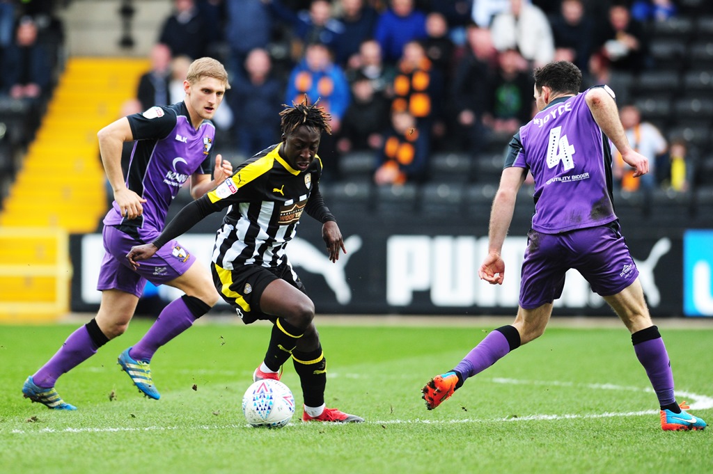Grimsby Town have signed Virgil Gomis on loan